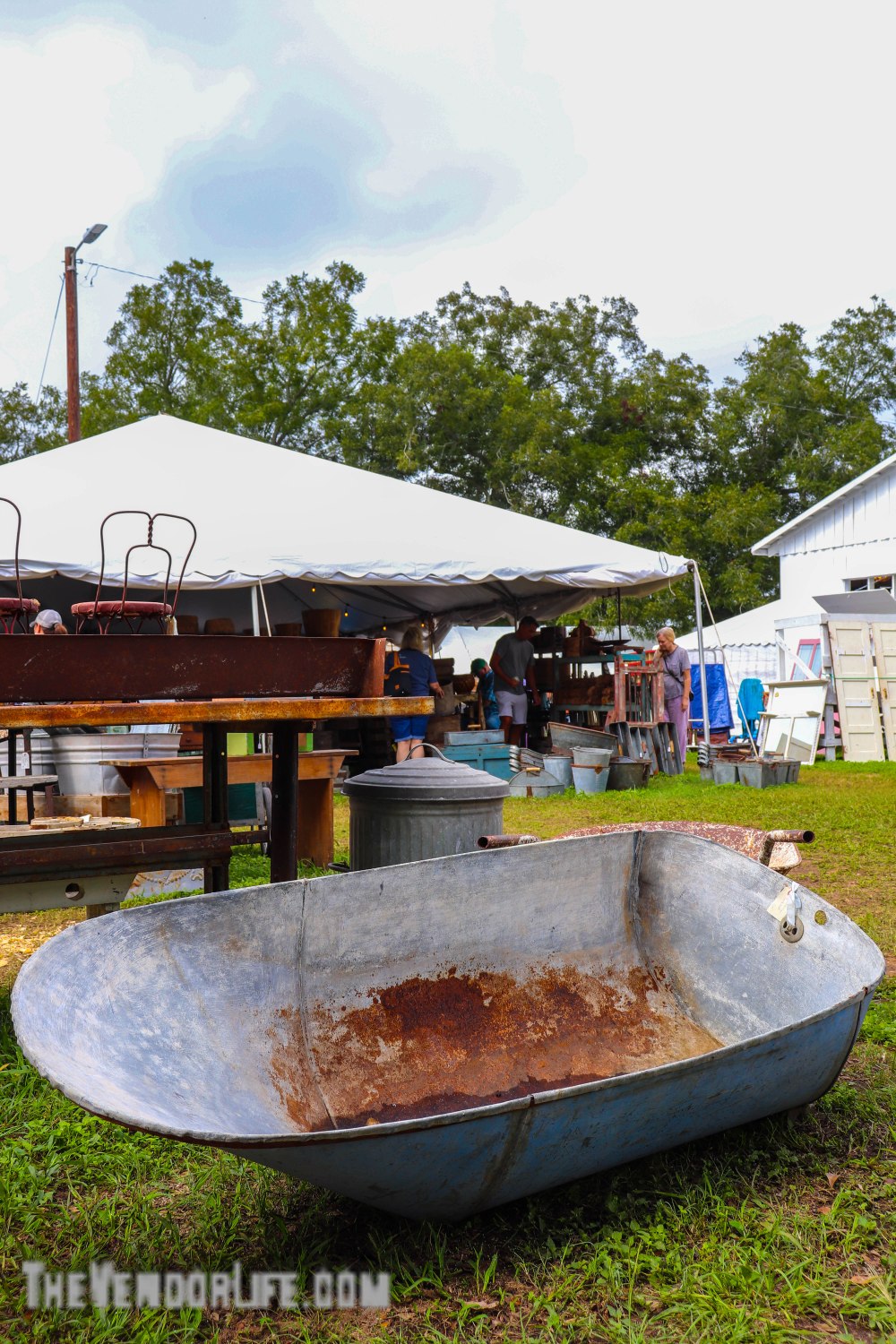 Round Top Antiques Week-1297-20181002