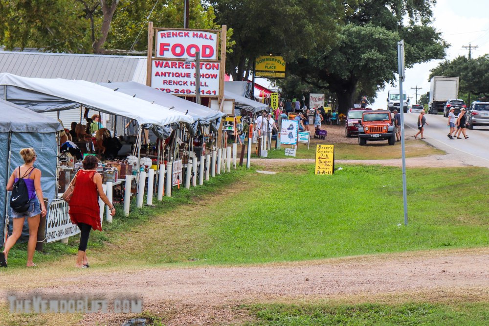 Round Top Antiques Week-1340-20181002
